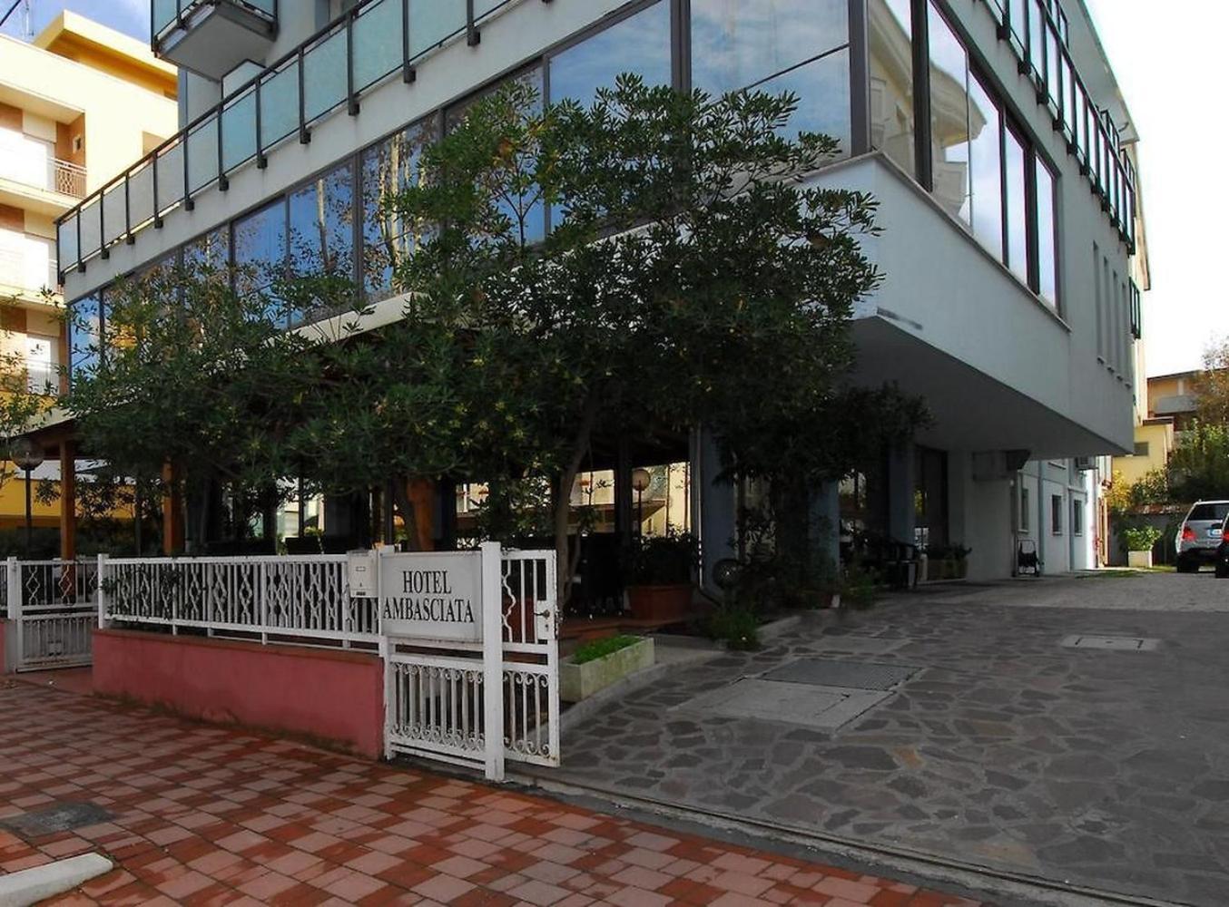Hotel Ambasciata Cesenatico Εξωτερικό φωτογραφία