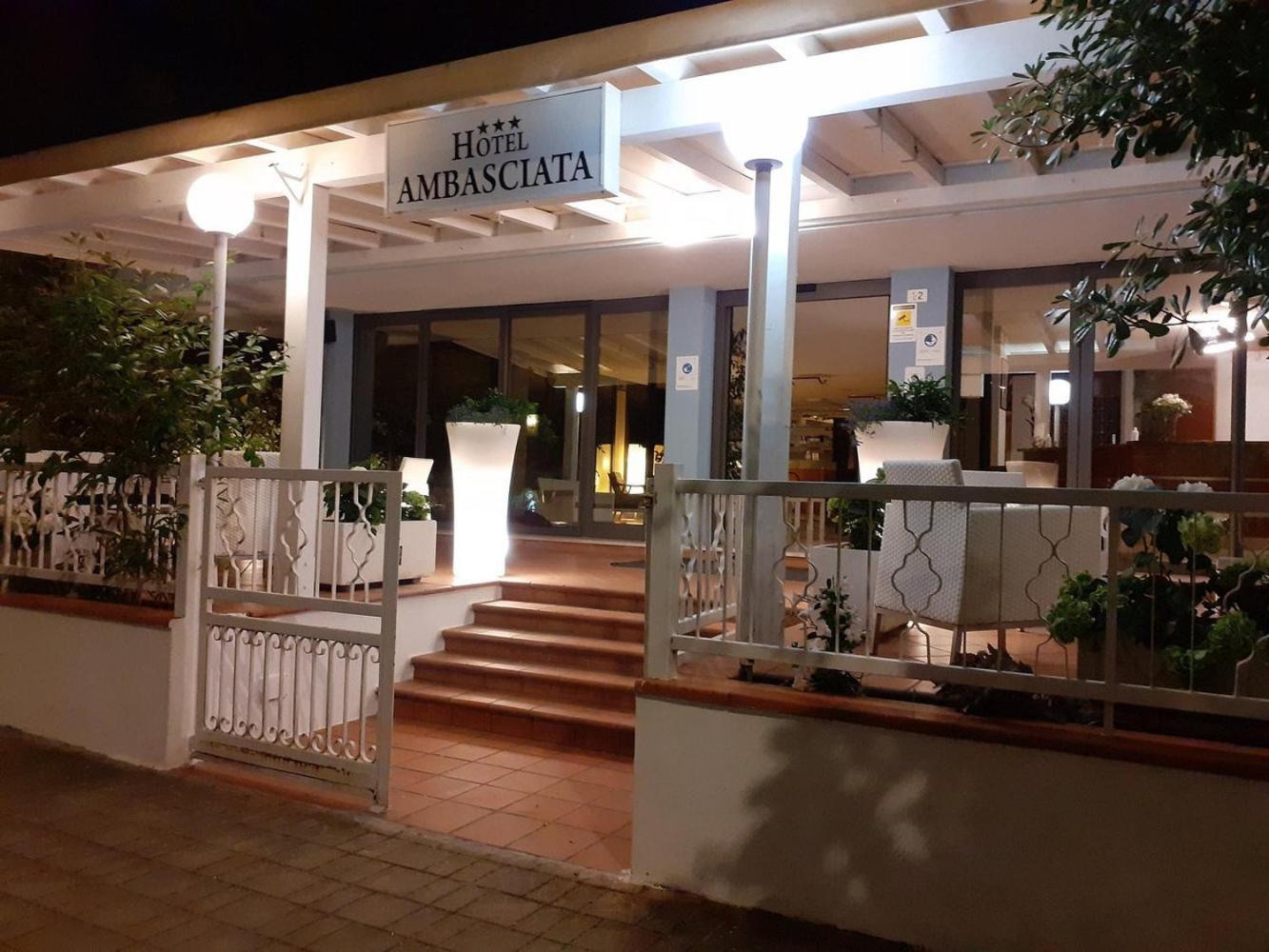 Hotel Ambasciata Cesenatico Εξωτερικό φωτογραφία