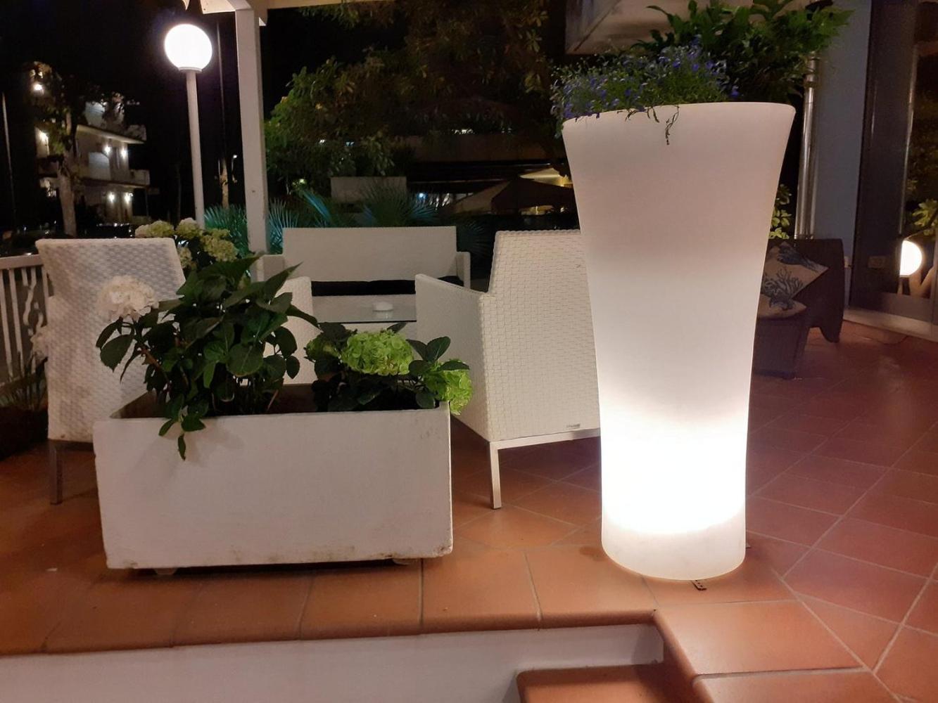 Hotel Ambasciata Cesenatico Εξωτερικό φωτογραφία